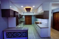 Modular-Kitchen-Design-with-Acrylic-Finish-4