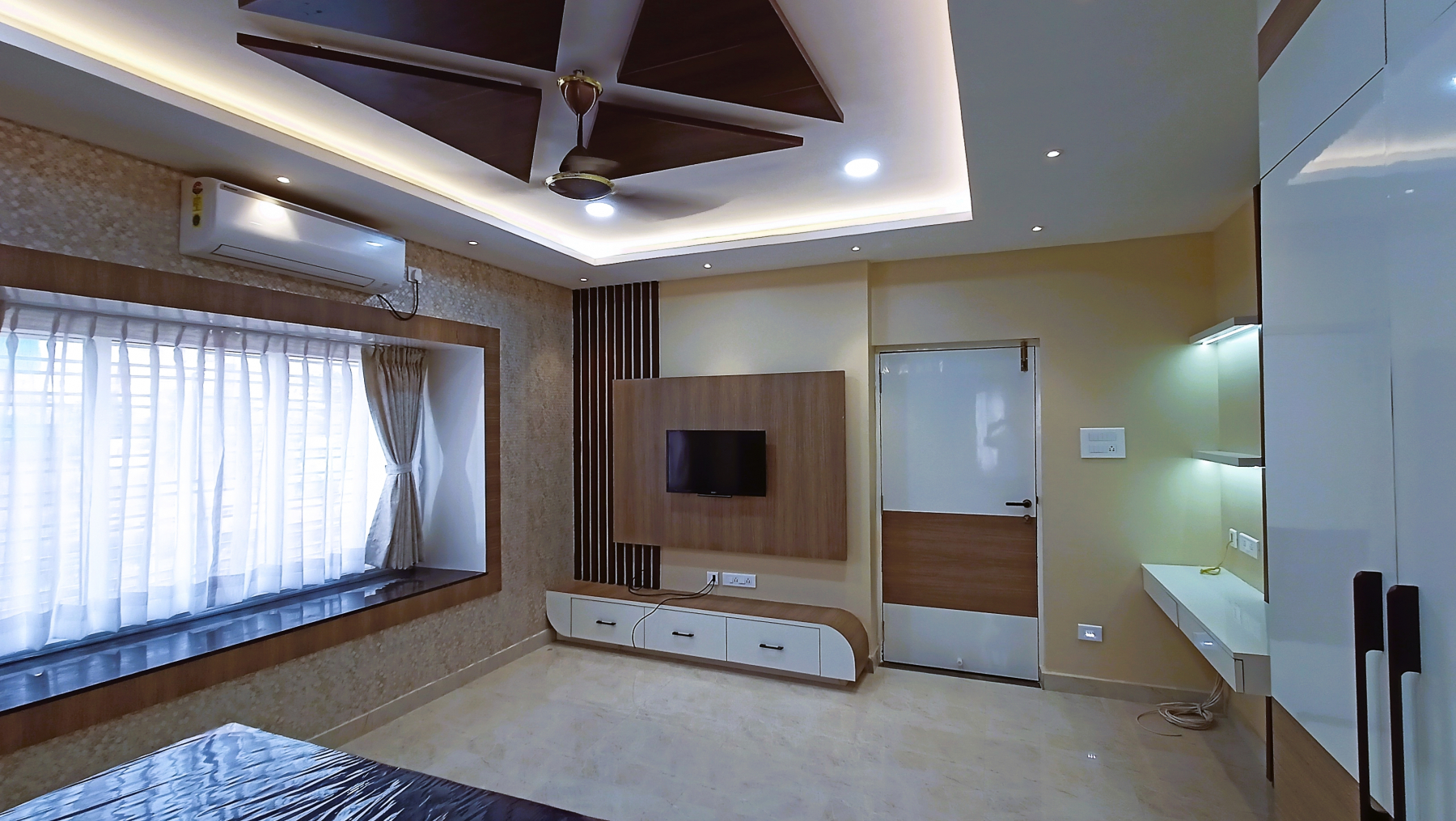 false ceiling tv cabinet